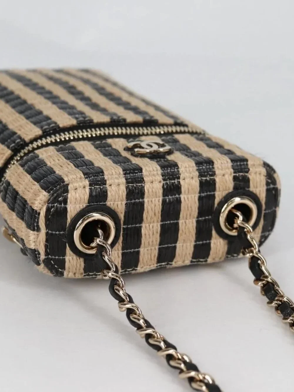 CHANEL Chain Phone Case Raffia Beige Gold CC Auth 140901SAM